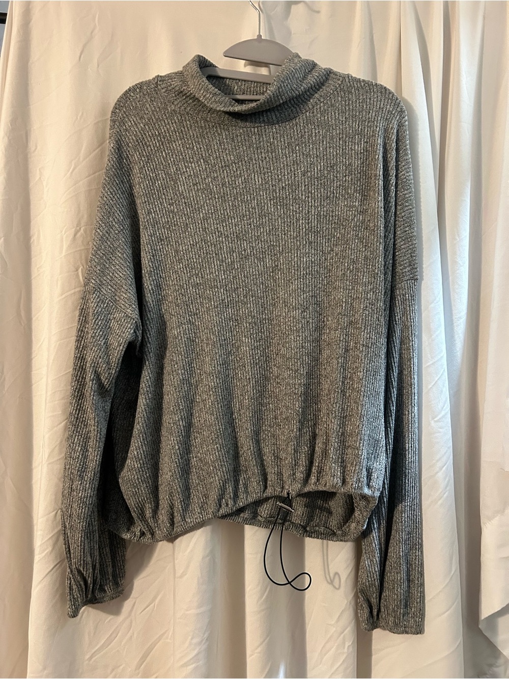 Cozy Ribbed Cowl Neck Sweater - Heather Gray